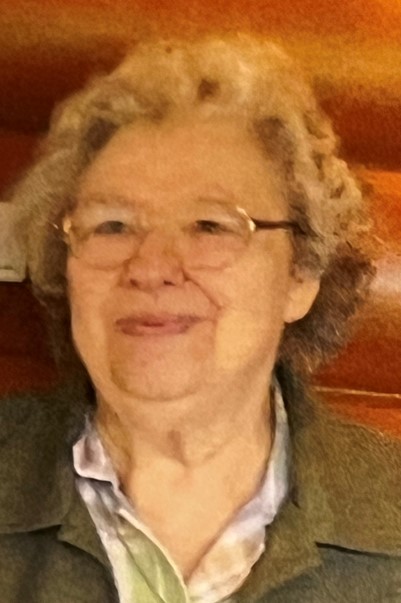 Lenora "Lee" Gilbert