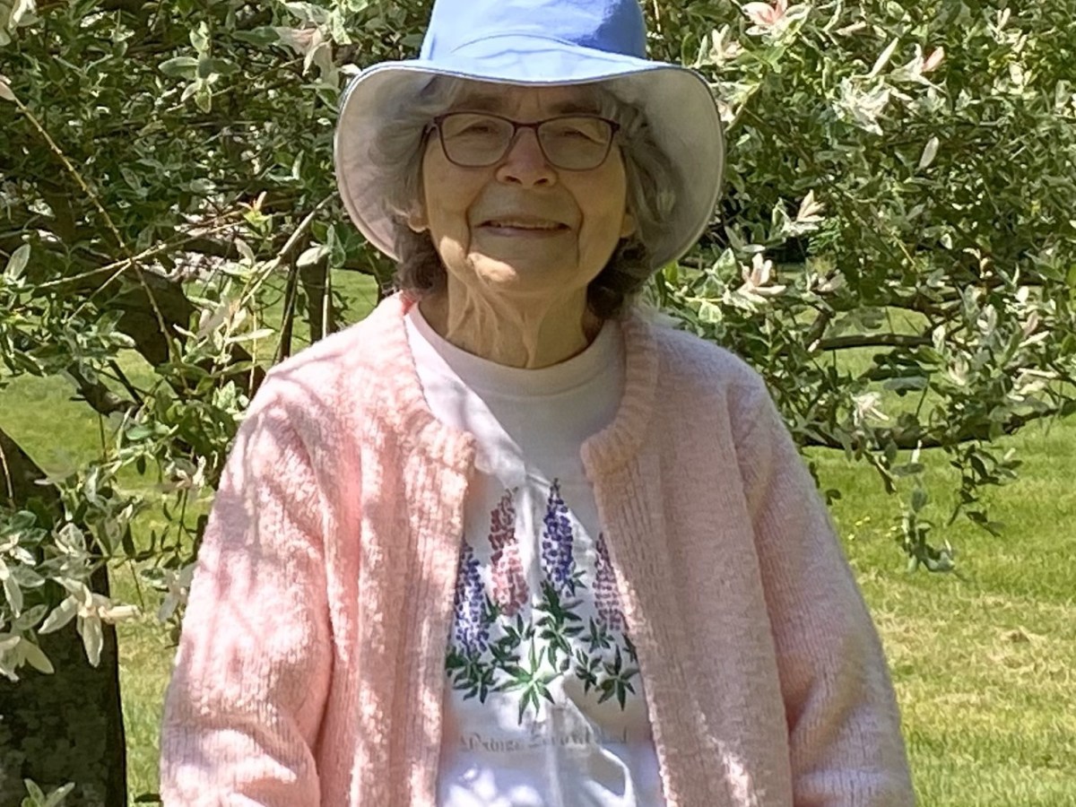 June Elizabeth (Balding) Saleeby