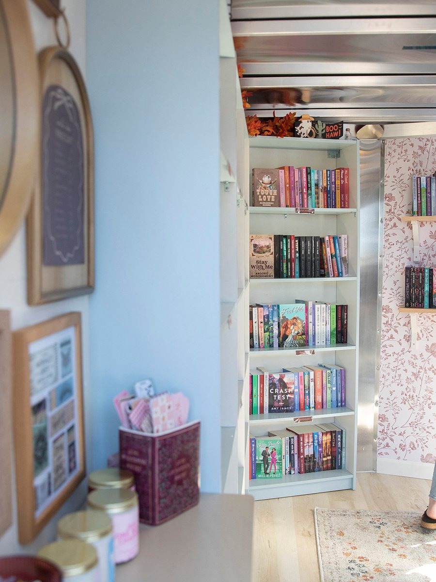 Meet the BFFs behind the mobile bookstore for Maine romance fans