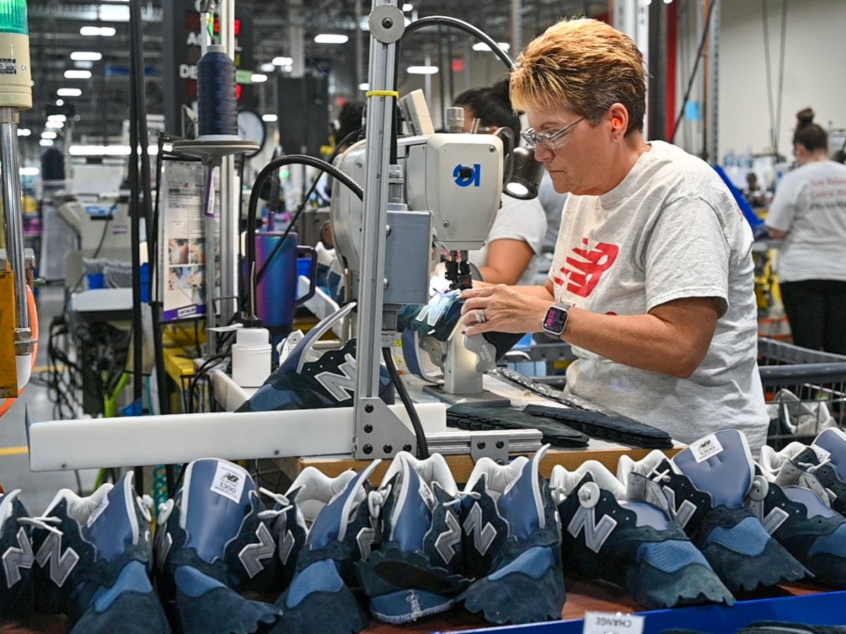 New Balance celebrates new Skowhegan factory, American manufacturing