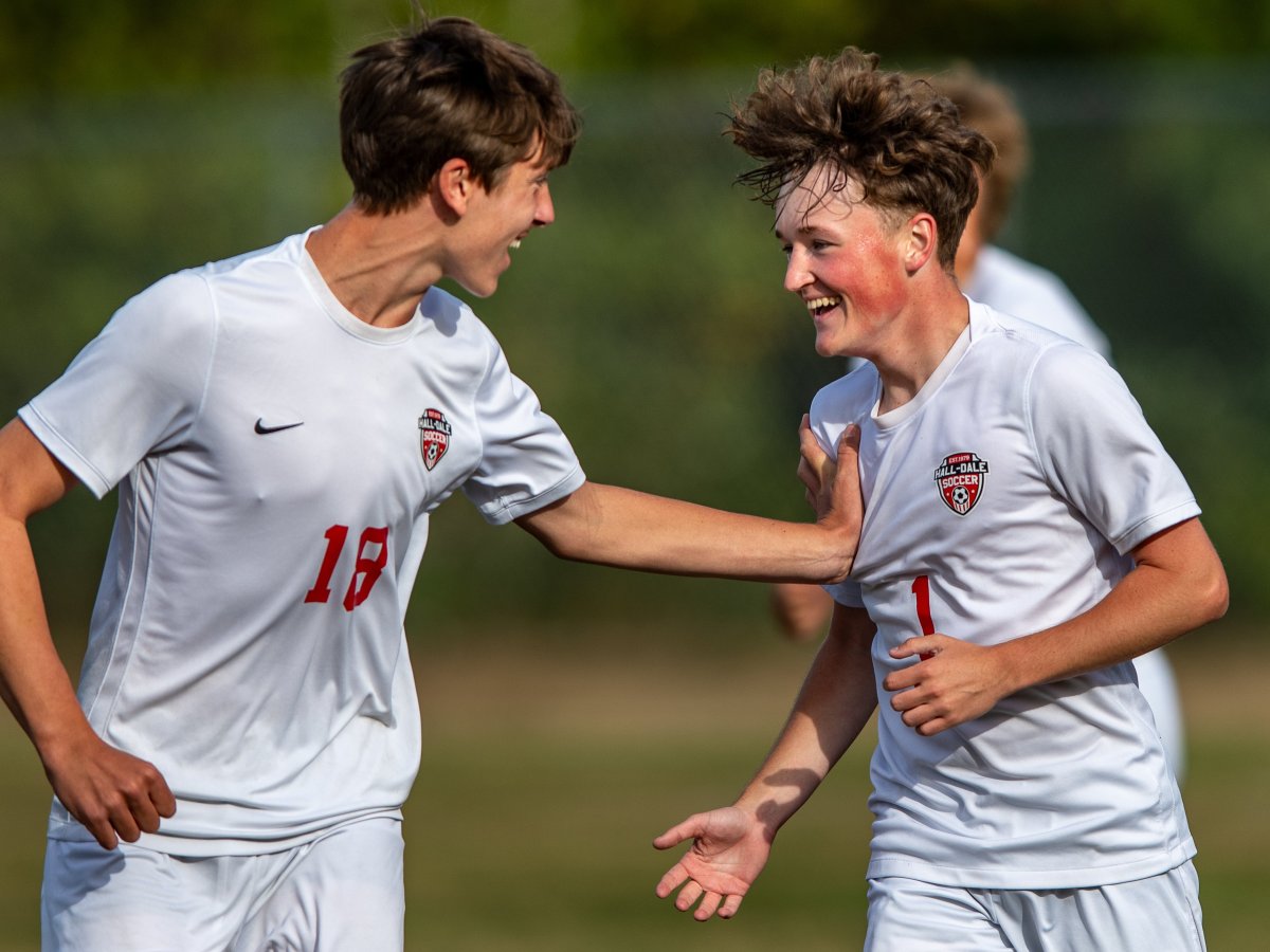 High schools Monday: Hall-Dale boys soccer rolls past Oak Hill